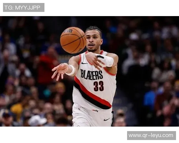 卡马拉实力大增成为众人瞩目的明星球员展现超凡表现